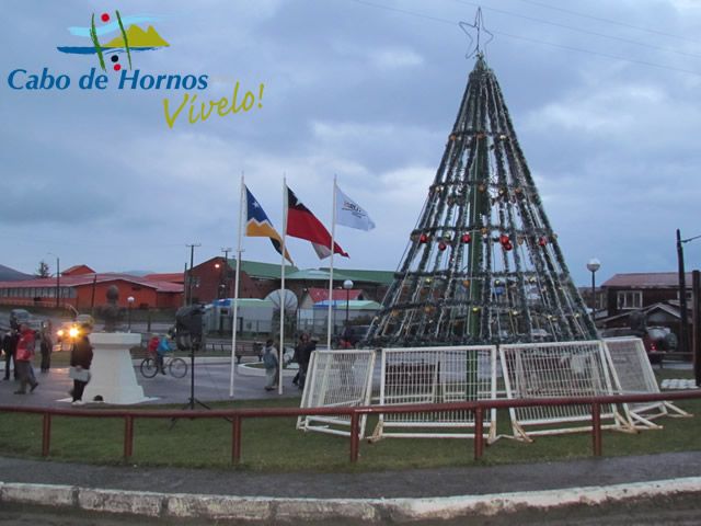 EDELMAG “encendió” la Navidad en Puerto Williams